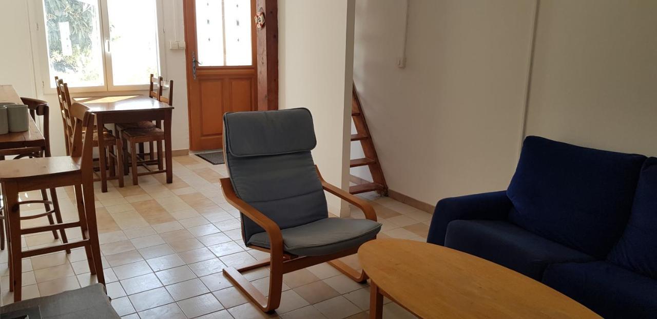 Petite Maison Refaite A Neuf Dans Mas Du 19Eme Siecle Arles Exteriör bild